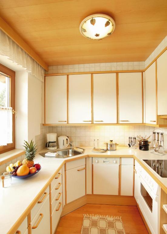 Landhaus Kostenzer Mit Sauna Fügen Værelse billede