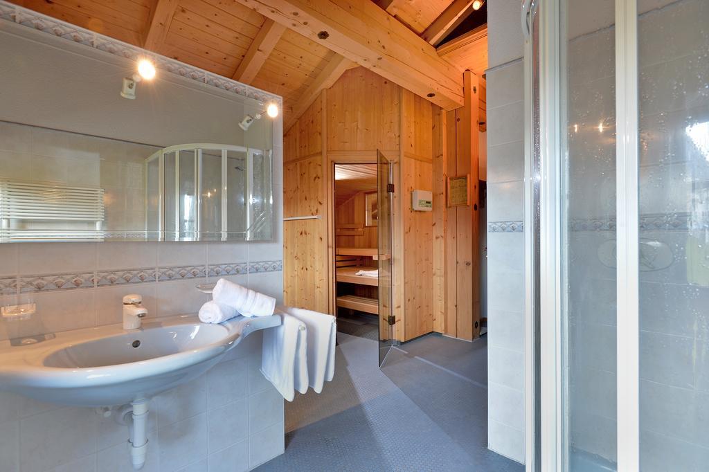 Landhaus Kostenzer Mit Sauna Fügen Eksteriør billede